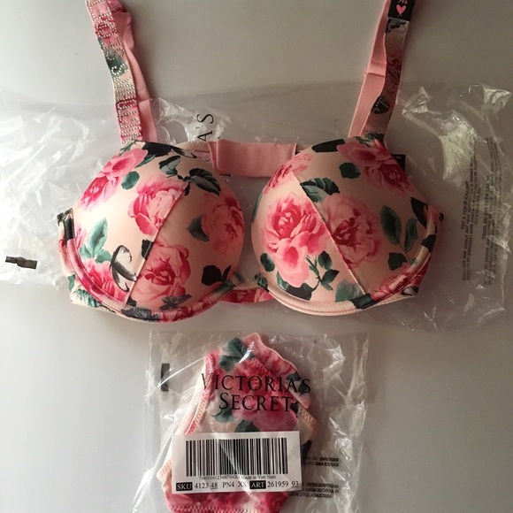 🌸😍VS Shine Strap Push-Up Bra & Brazilian Panty Set - Picture 4 of 11